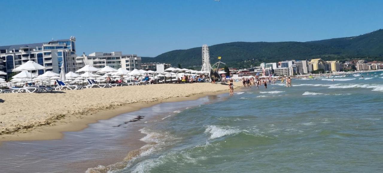 Royal Beach Apartment Barcello B Sluneční pobřeží Exteriér fotografie