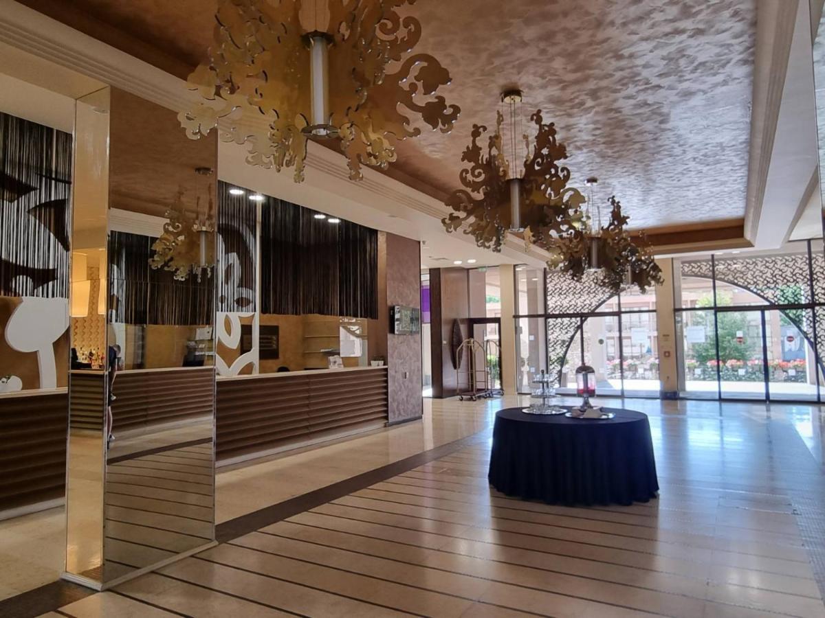 Royal Beach Apartment Barcello B Sluneční pobřeží Exteriér fotografie